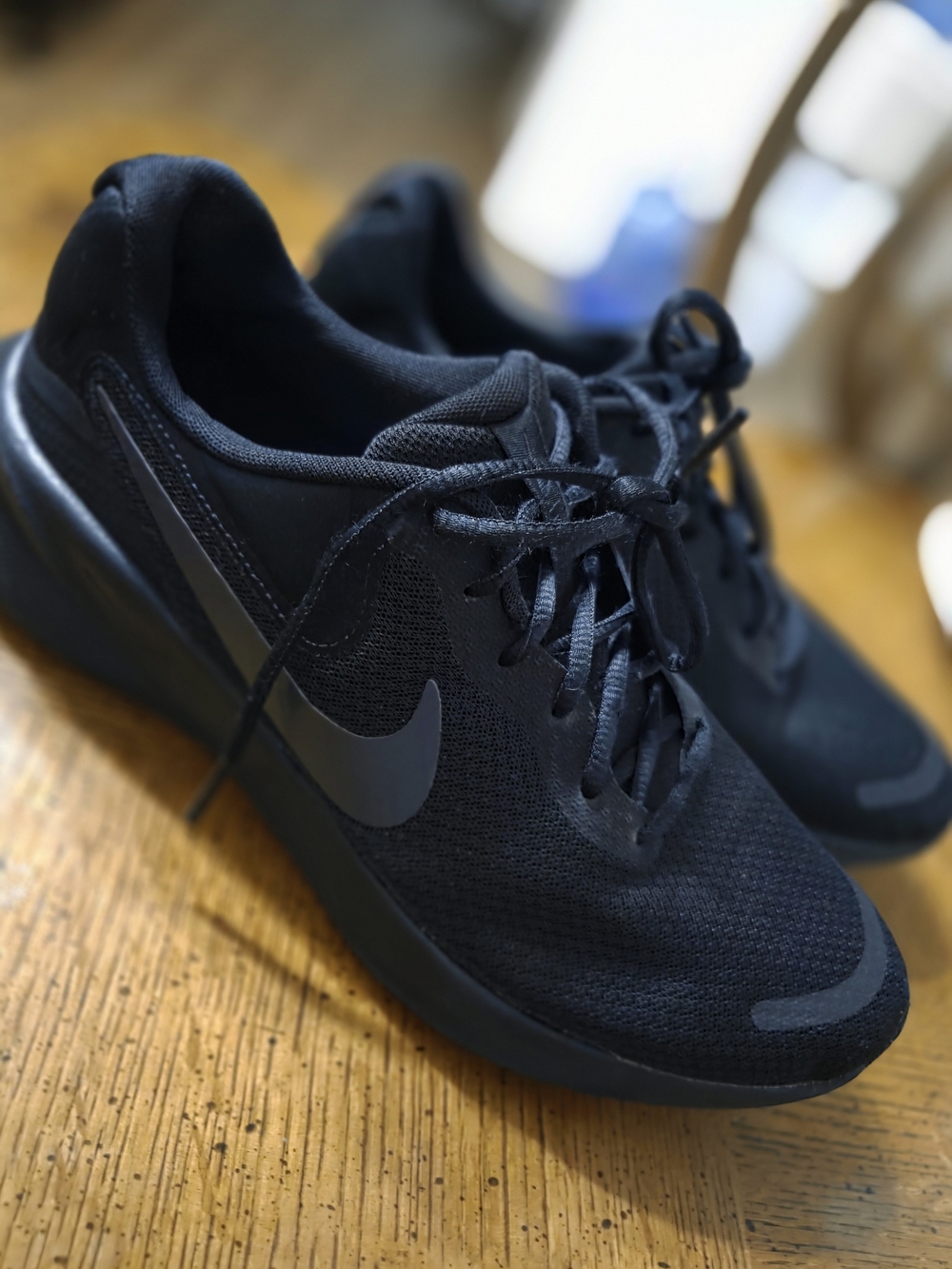 Nike Men’s Black Running Sneakers